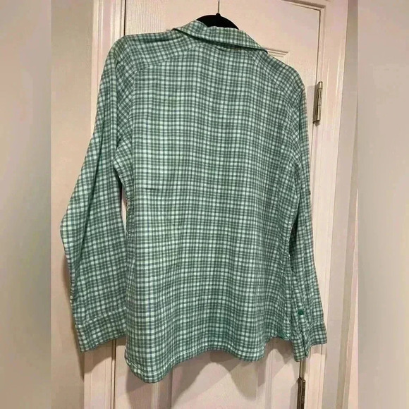 L.L. Bean Women’s Turquoise Plaid Nylon Button Down with Striped InteriorSize M - Picture 6 of 12